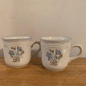 CORDELLA STONEWARE JAPAN COLLECTION COFFE CUPS Blue Flower Design Bluet …